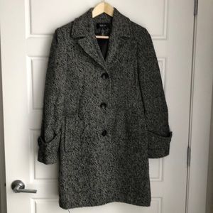 Beautiful b&w marled pea coat